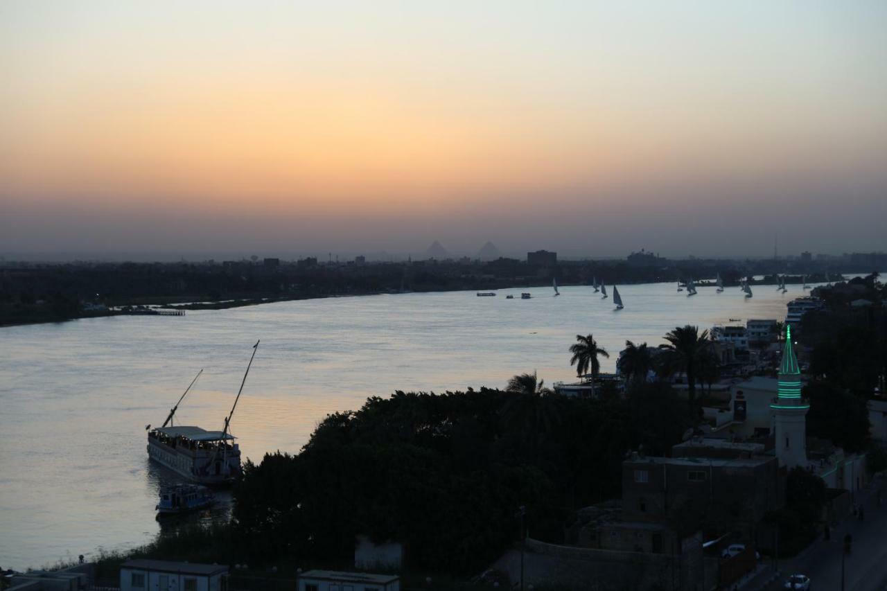 Maadi, Direct Nile River View From All Rooms カイロ エクステリア 写真