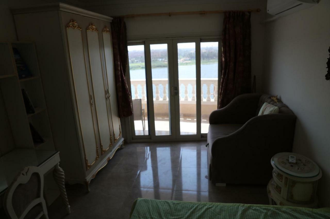 Maadi, Direct Nile River View From All Rooms カイロ エクステリア 写真
