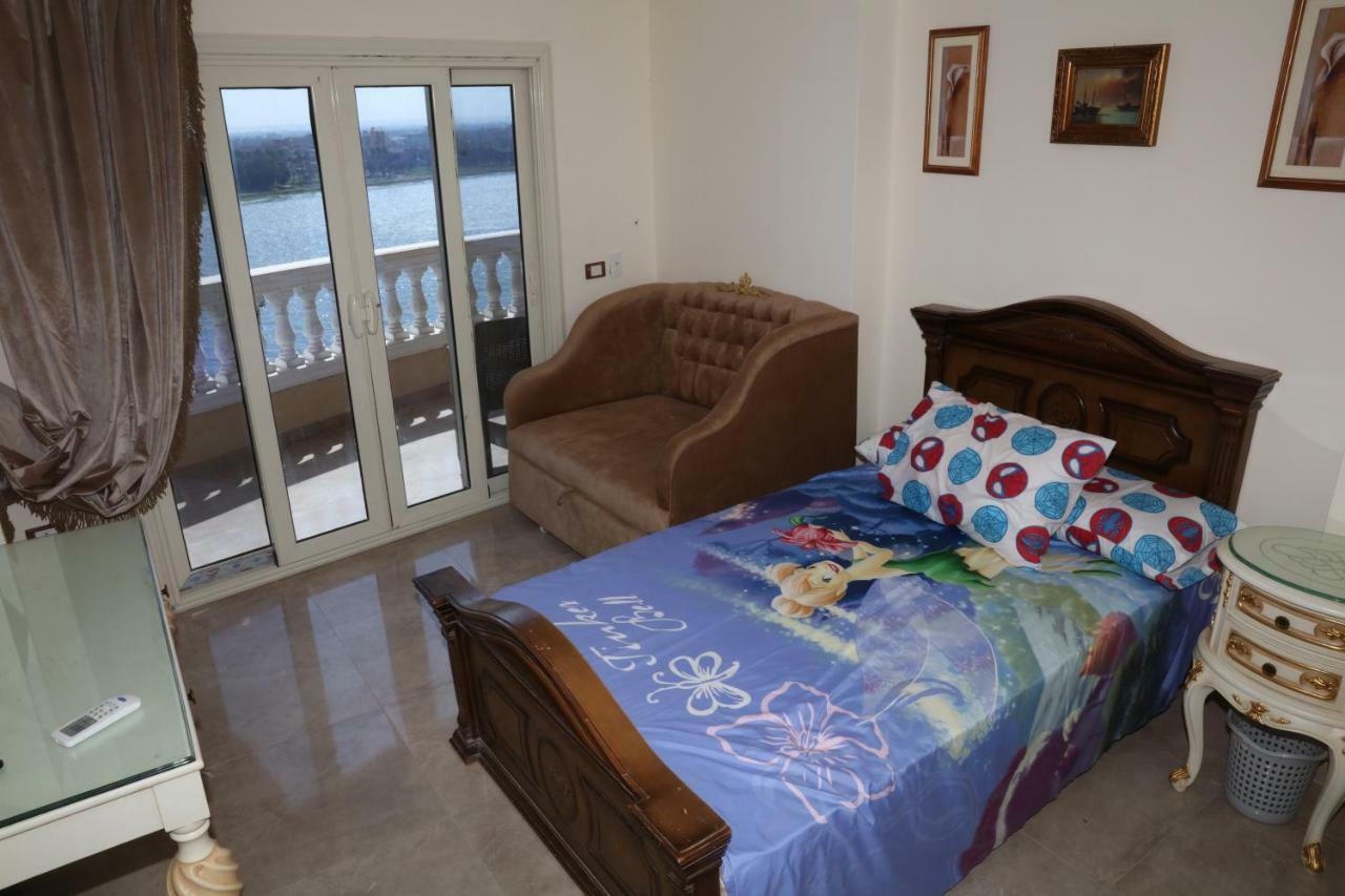 Maadi, Direct Nile River View From All Rooms カイロ エクステリア 写真