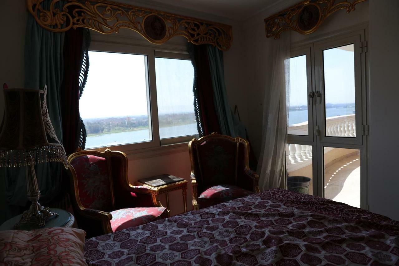 Maadi, Direct Nile River View From All Rooms カイロ エクステリア 写真